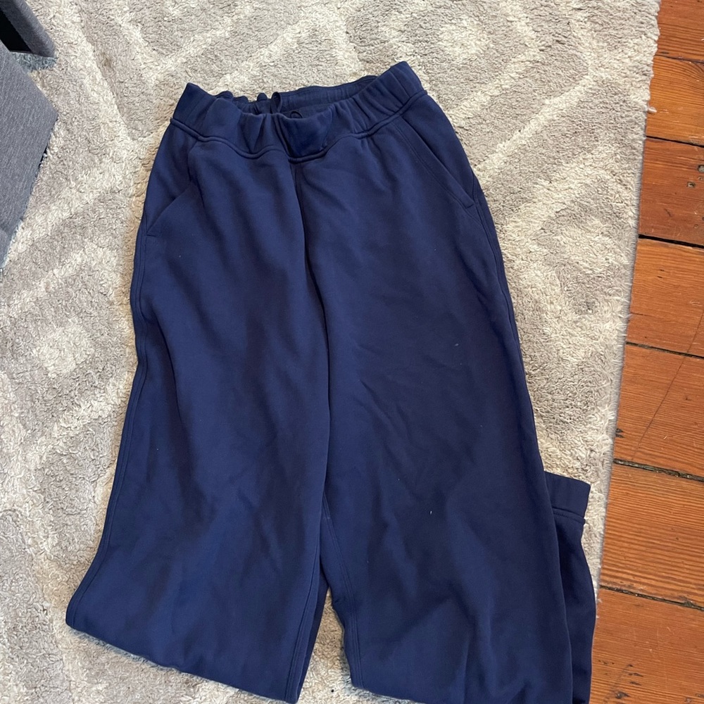 Lululemon navy high rise joggers